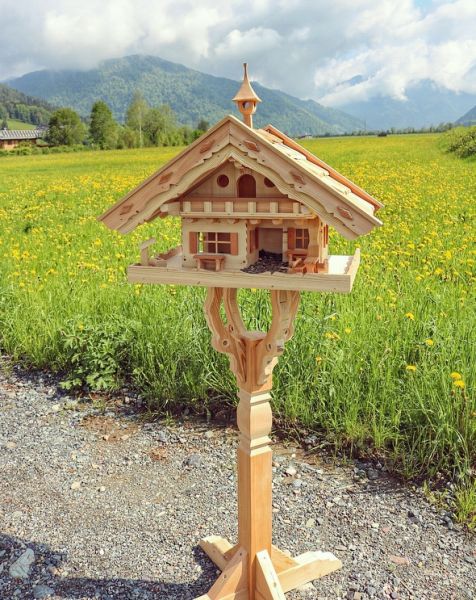 Vogelhaus Tirol - Voegelhaeuschen Tirol Ansicht vorne voll rechts.jpg